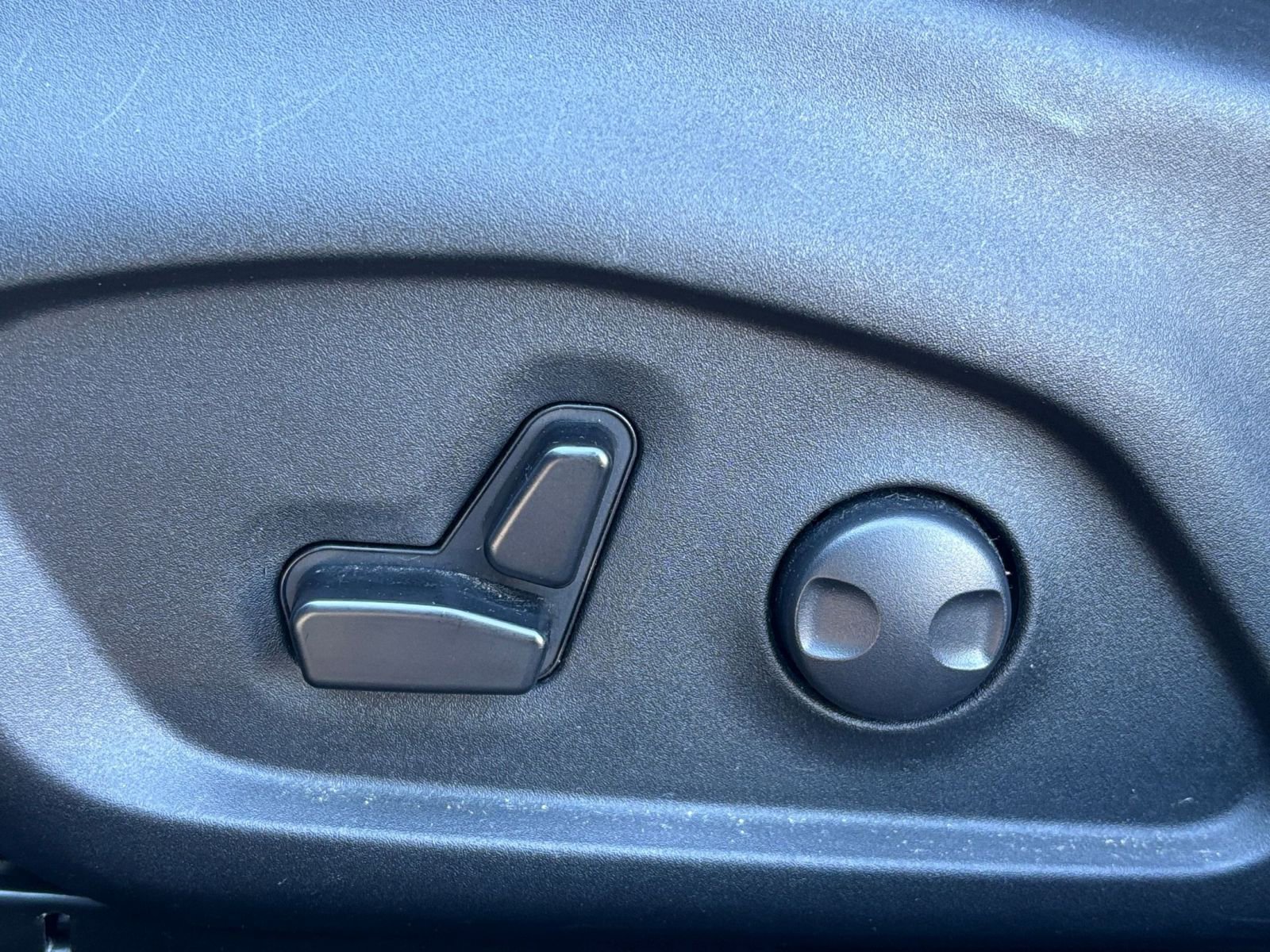 Thumbnail: 2025 Jeep Compass - 22