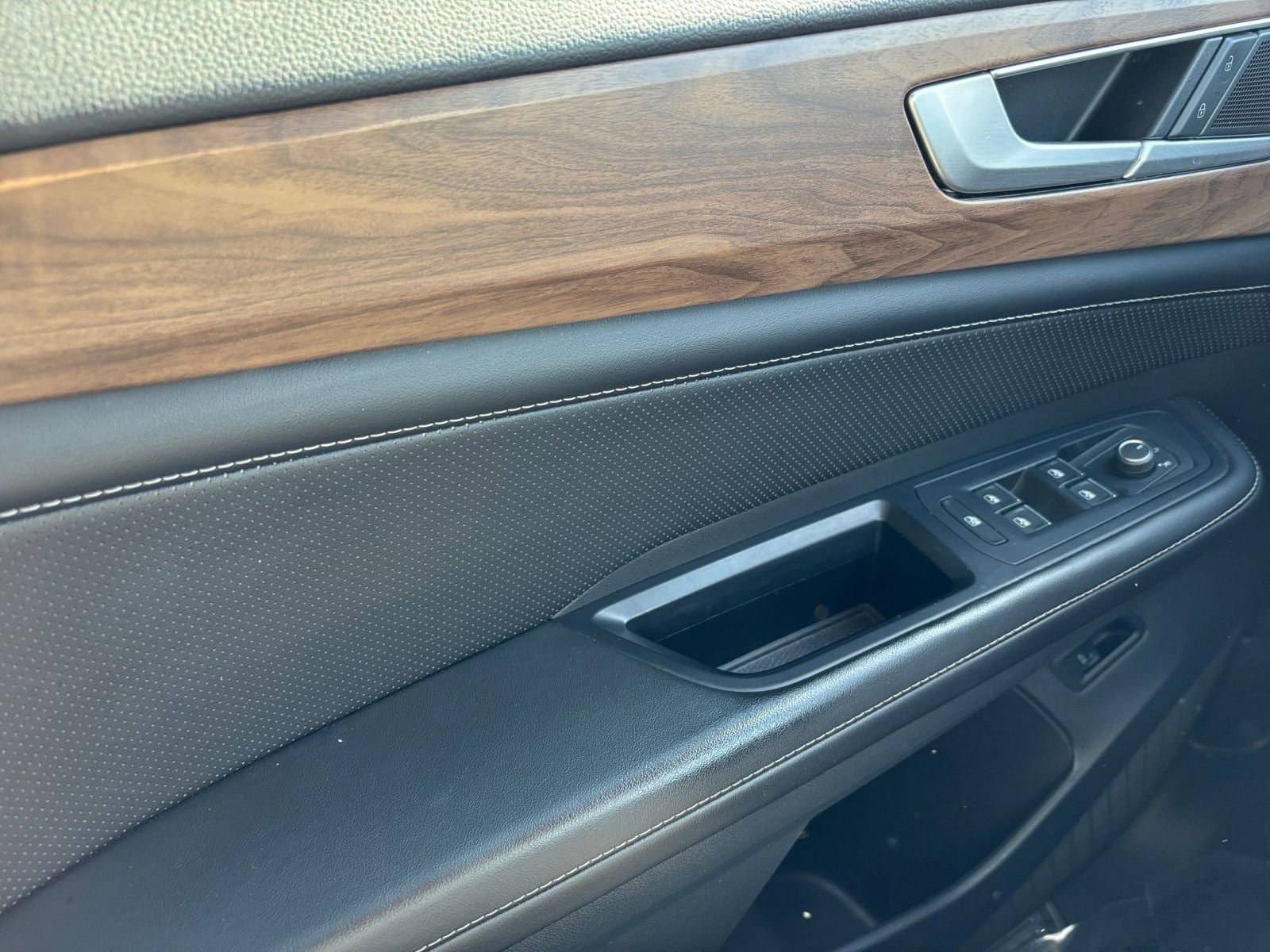 Thumbnail: 2024 Volkswagen Atlas - 18