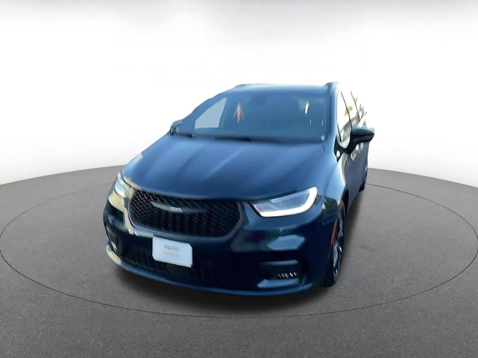 Thumbnail: 2025 Chrysler Pacifica - 7