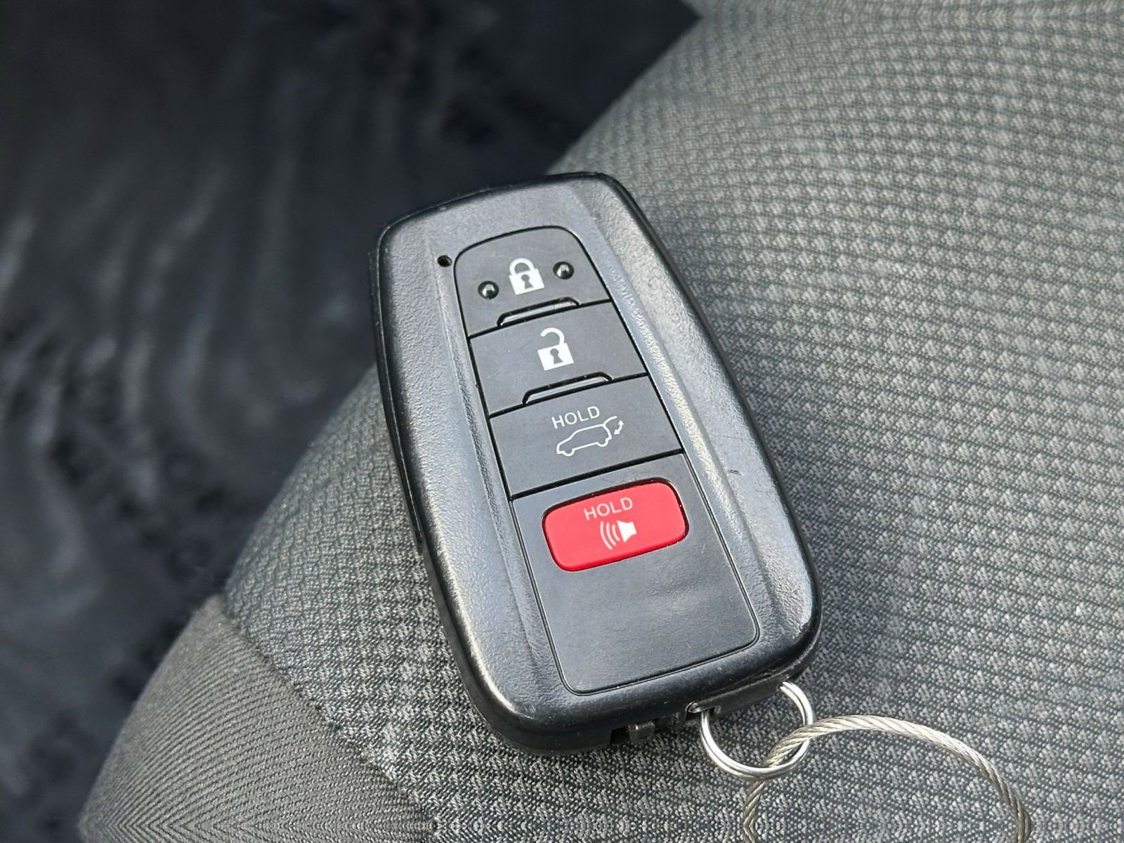 Thumbnail: 2025 Toyota RAV4 - 23