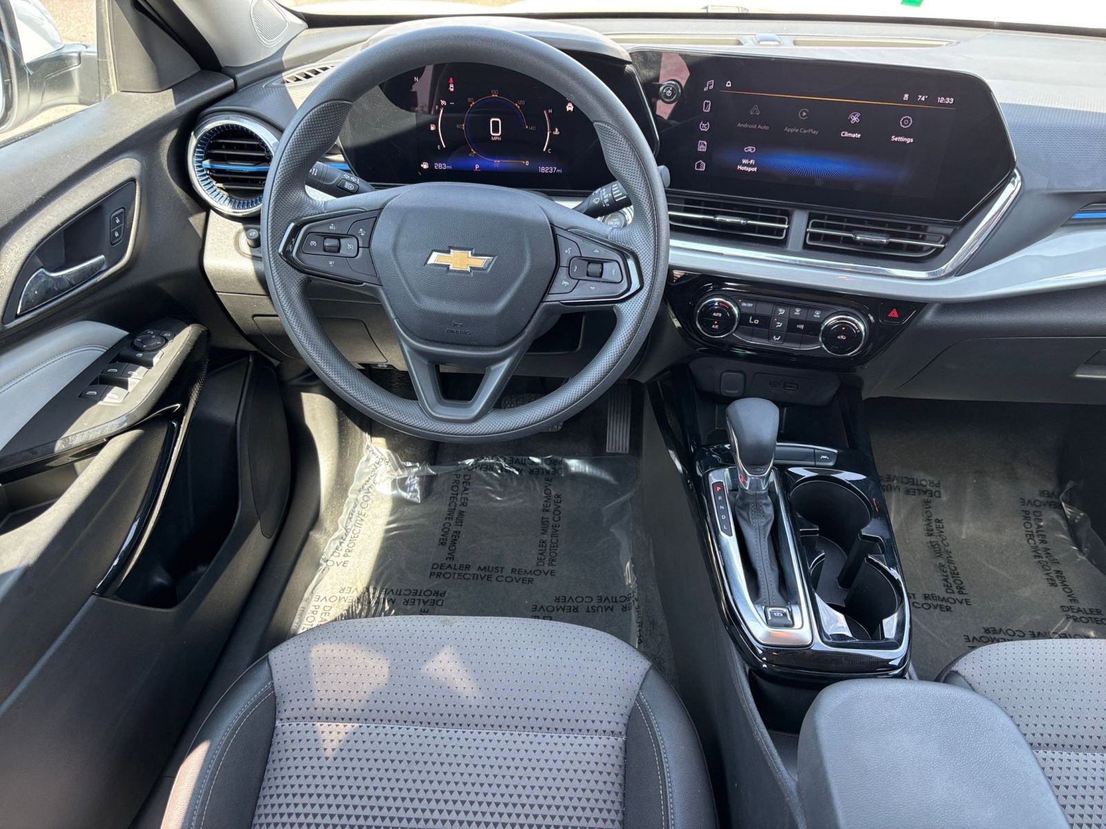 Thumbnail: 2025 Chevrolet Trax - 33