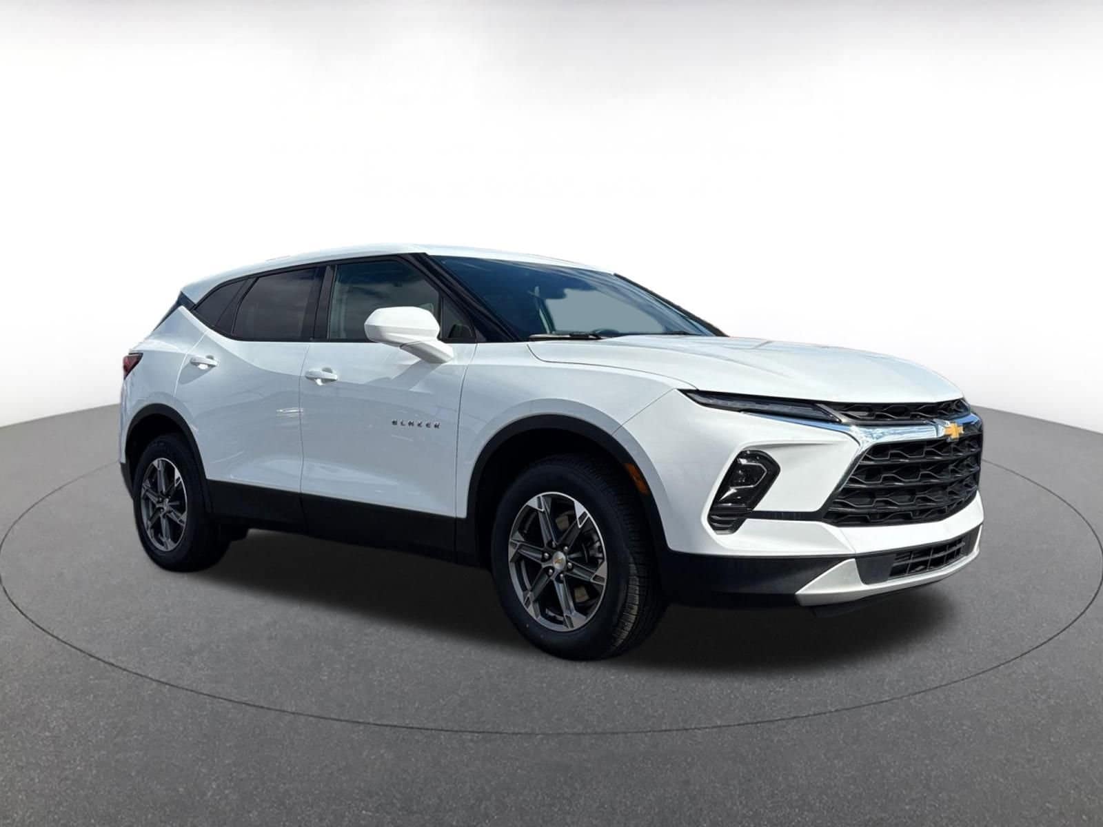 Thumbnail: 2025 Chevrolet Blazer - 1