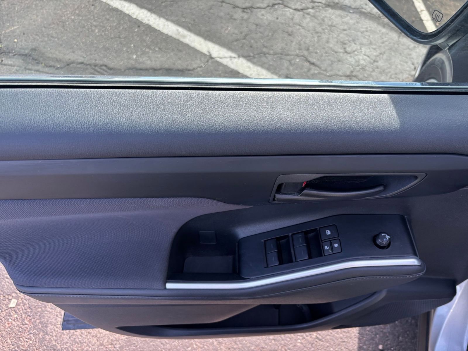 Thumbnail: 2025 Toyota Highlander - 20