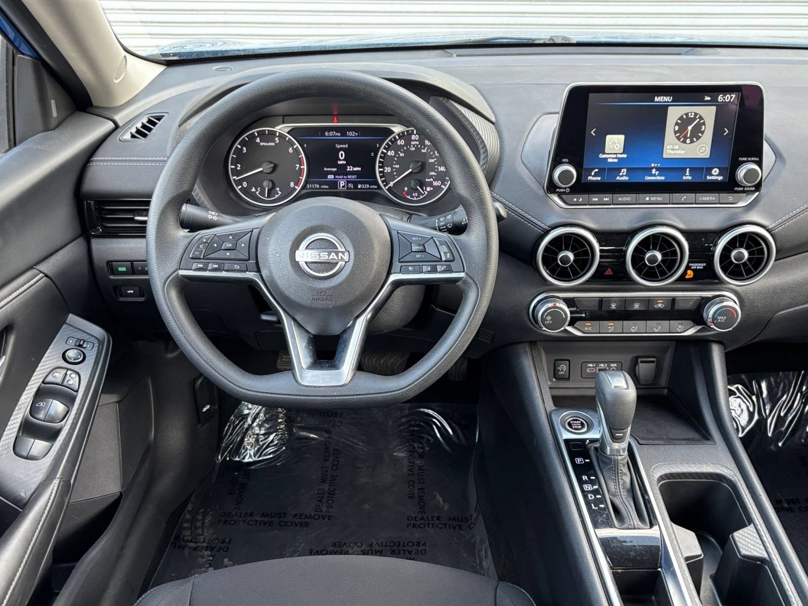 Thumbnail: 2025 Nissan Sentra - 32