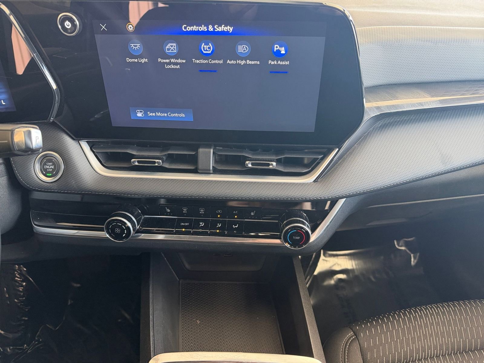 Thumbnail: 2025 Chevrolet Equinox - 17