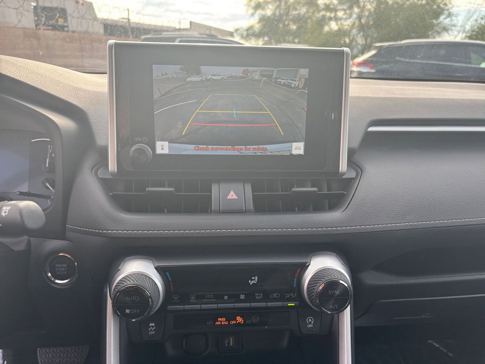 Thumbnail: 2025 Toyota RAV4 - 18