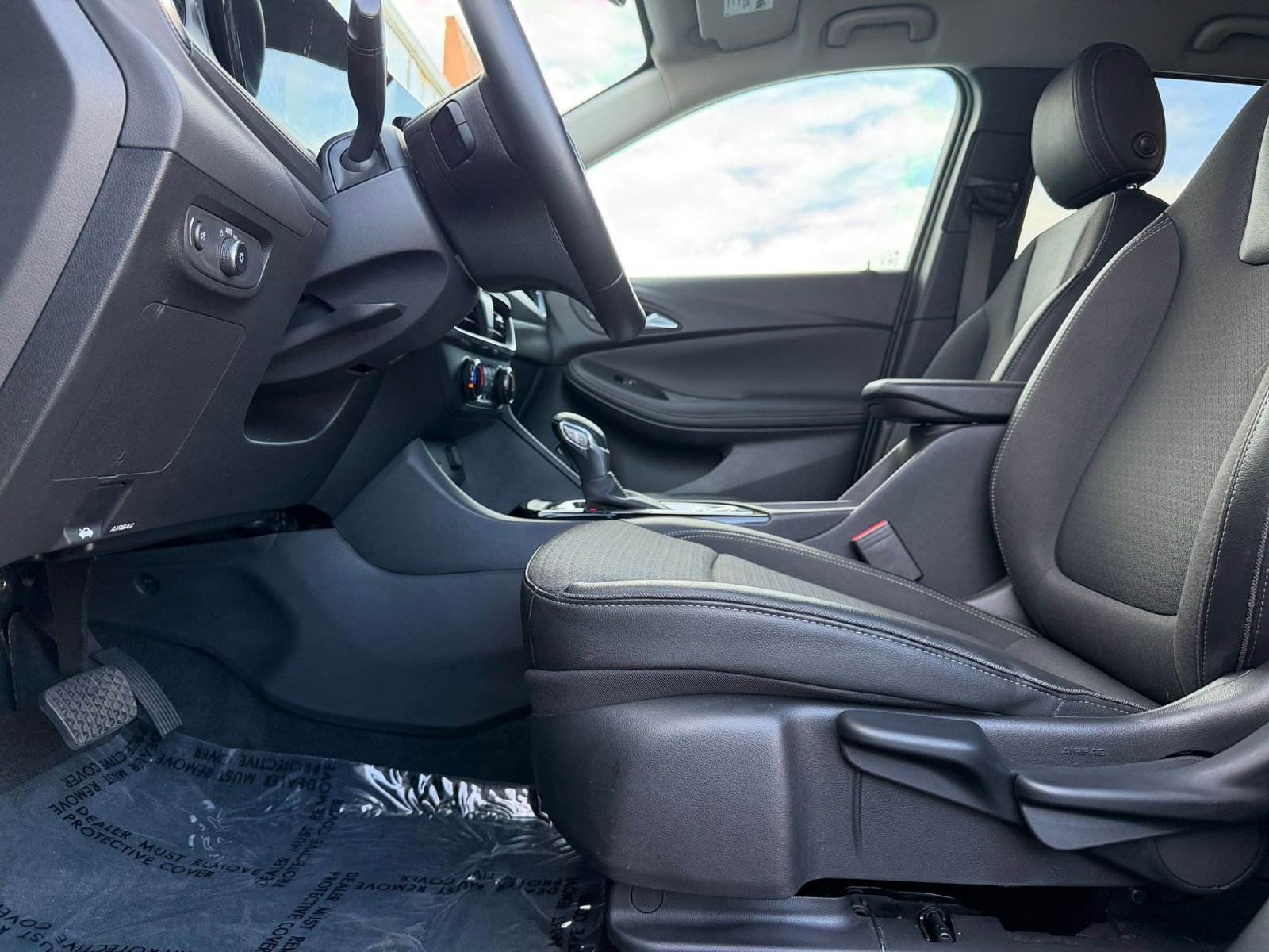 Thumbnail: 2025 Buick Encore GX - 25
