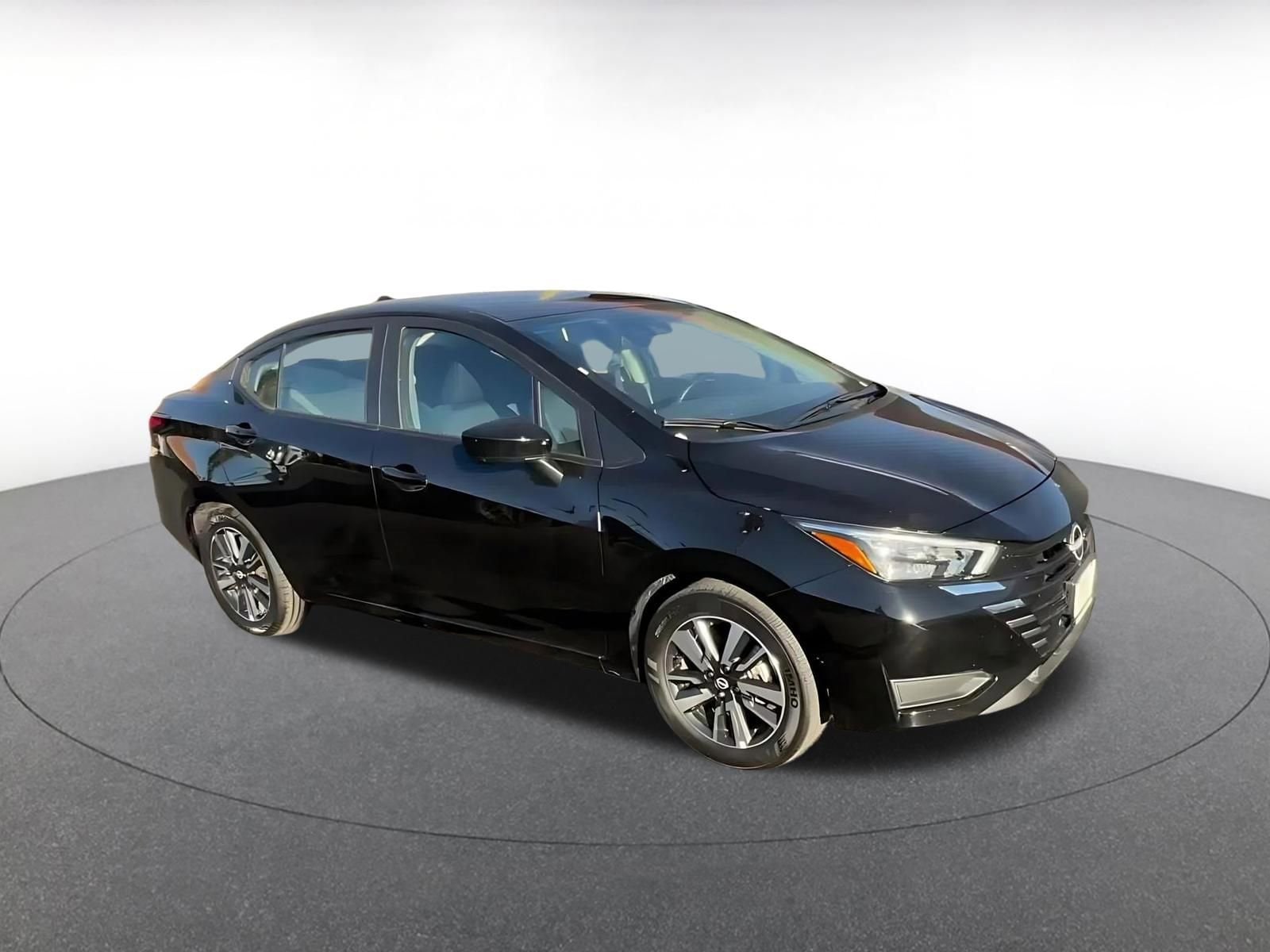 Thumbnail: 2025 Nissan Versa - 2