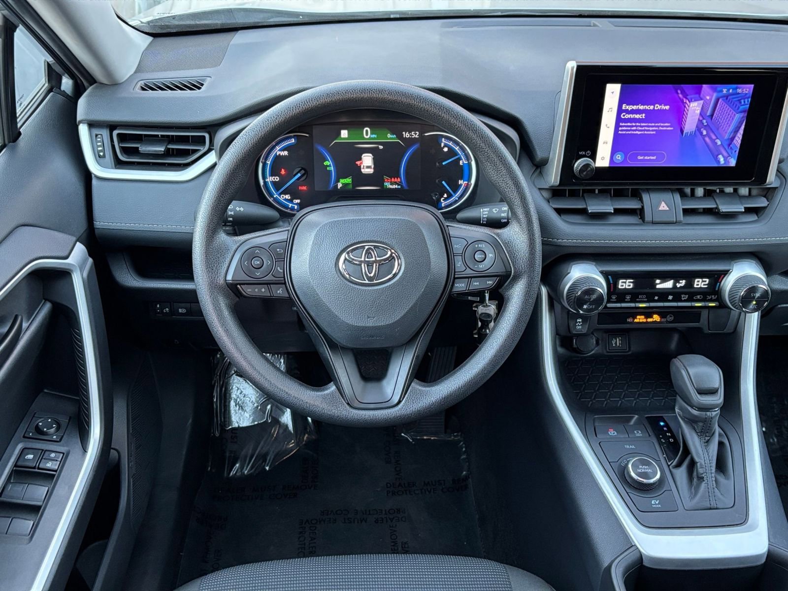 Thumbnail: 2025 Toyota RAV4 - 33