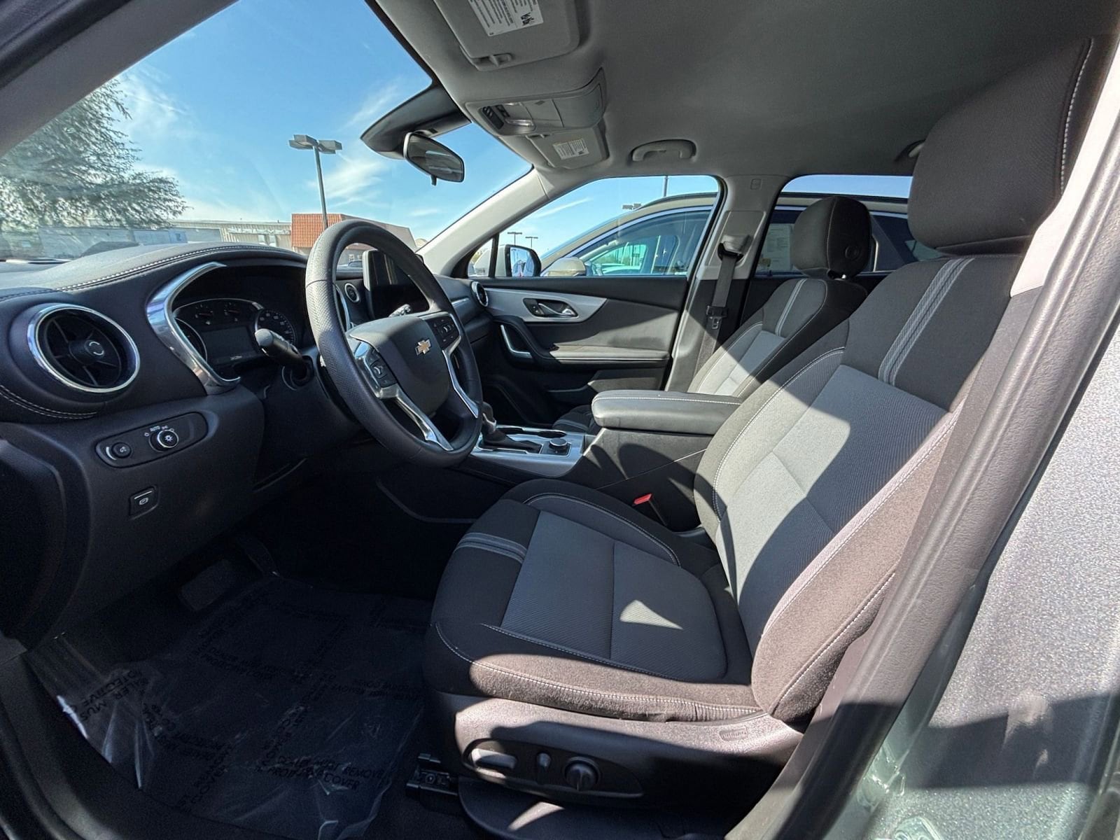 Thumbnail: 2025 Chevrolet Blazer - 29