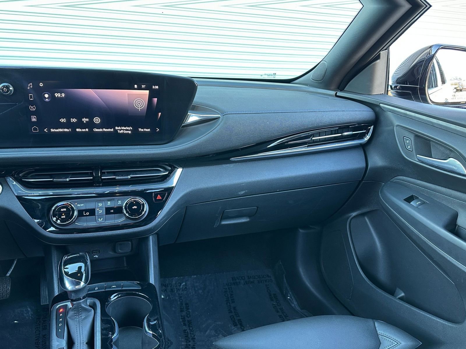 Thumbnail: 2025 Buick Envista - 33