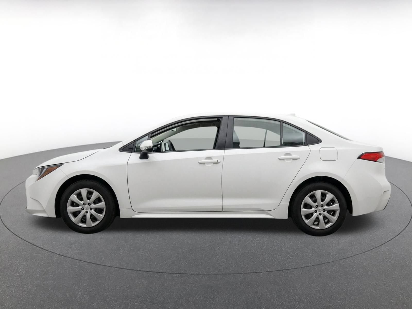 Thumbnail: 2025 Toyota Corolla - 4
