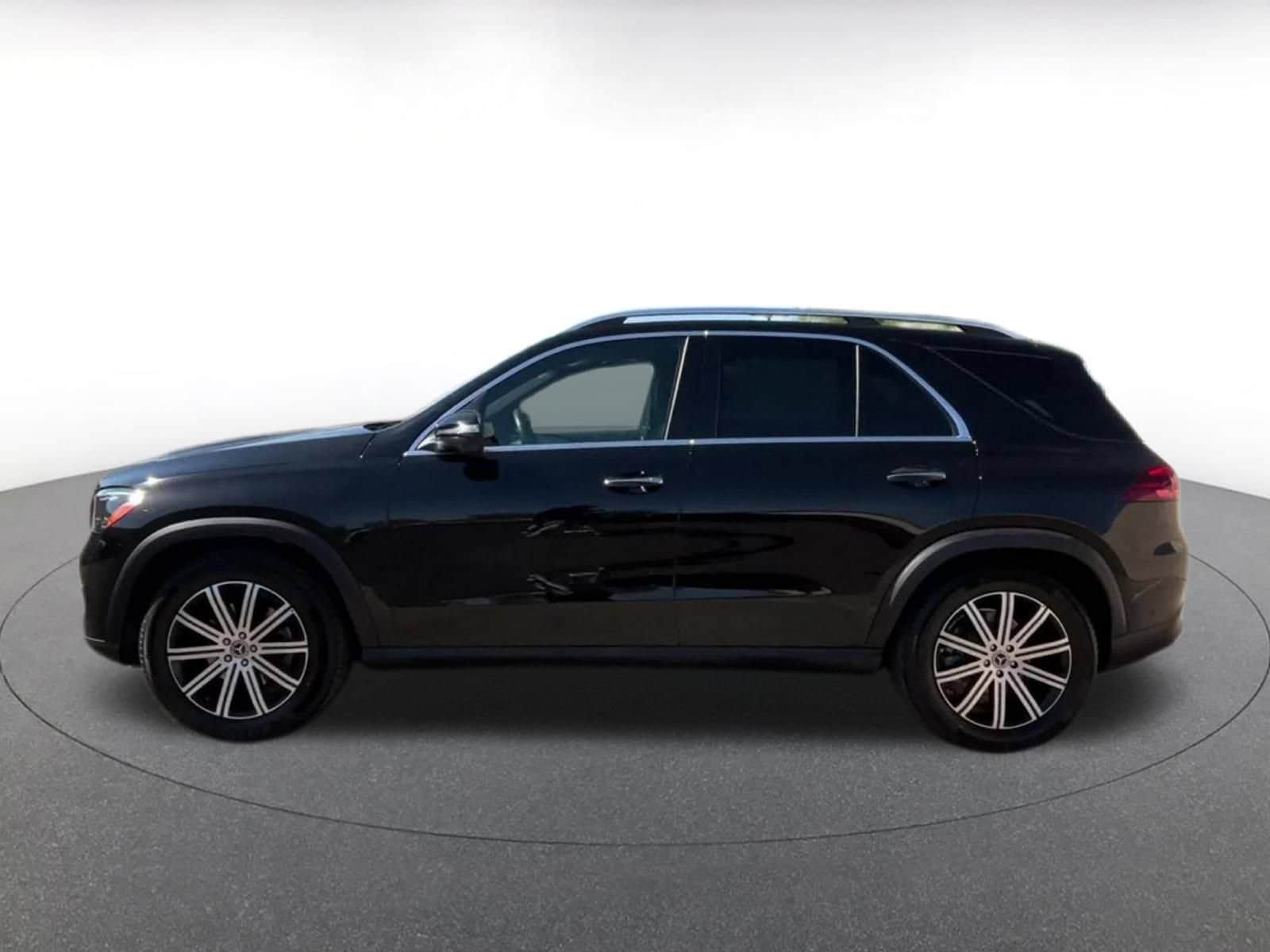 Thumbnail: 2026 Mercedes-Benz GLE - 7
