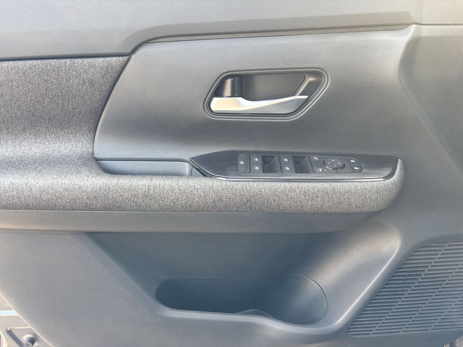 Thumbnail: 2025 Nissan Kicks - 20