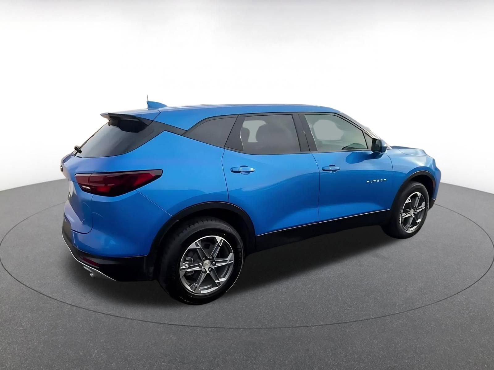 Thumbnail: 2025 Chevrolet Blazer - 15