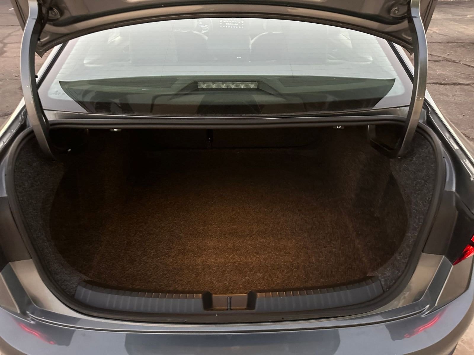 Thumbnail: 2025 Volkswagen Jetta - 31