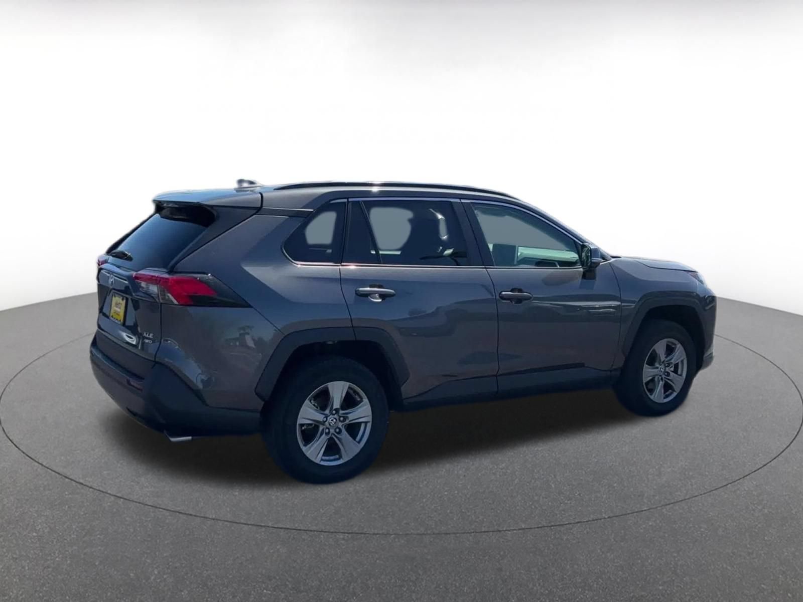 Thumbnail: 2025 Toyota RAV4 - 14