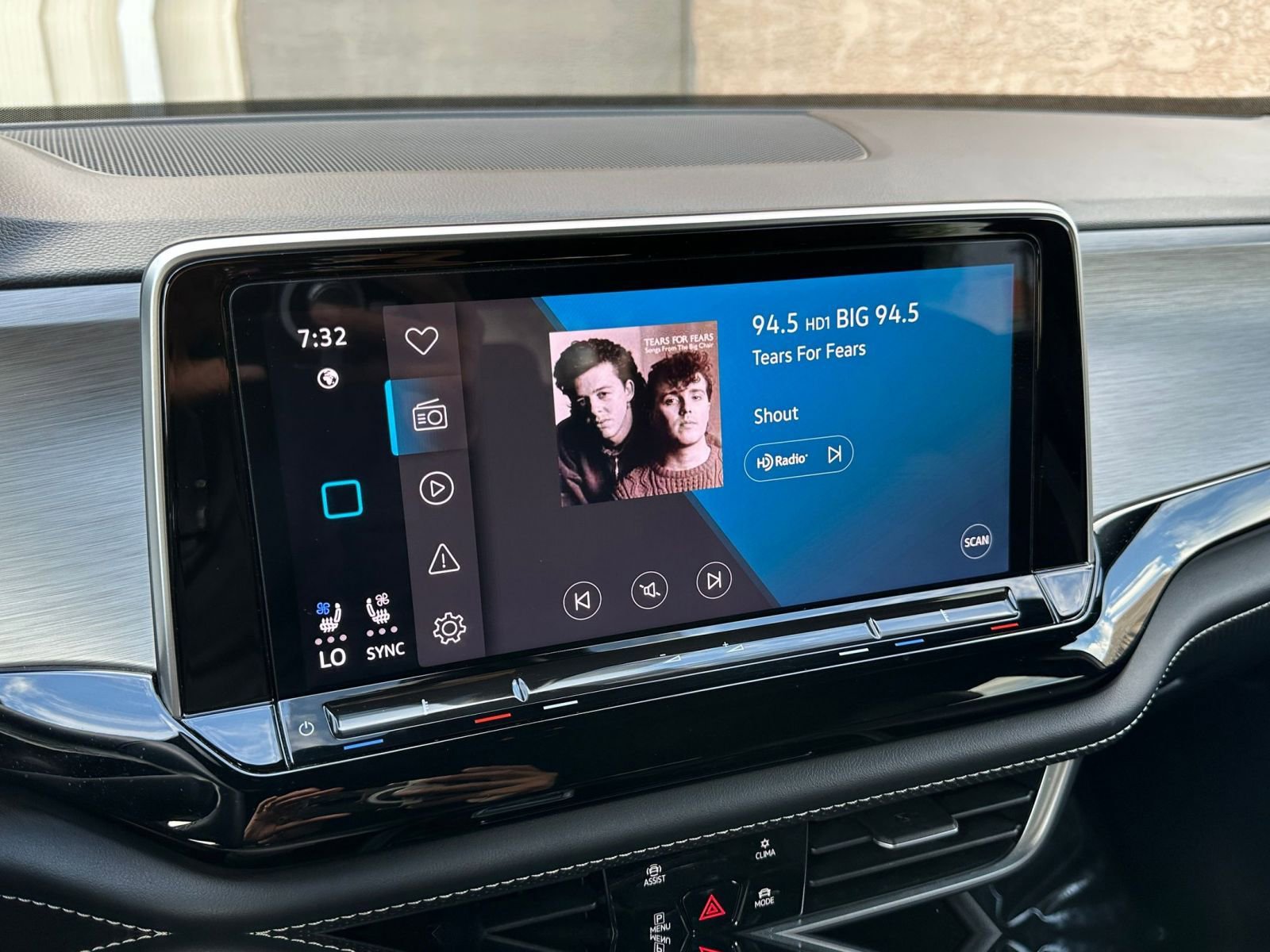 Thumbnail: 2024 Volkswagen Atlas - 21