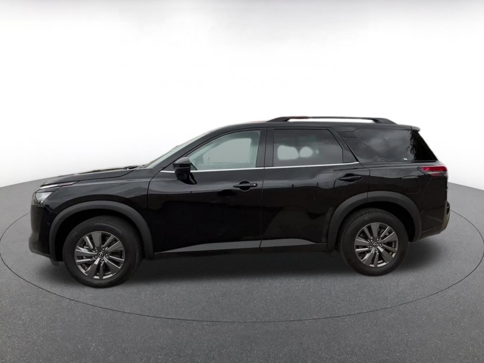 Thumbnail: 2025 Nissan Pathfinder - 9