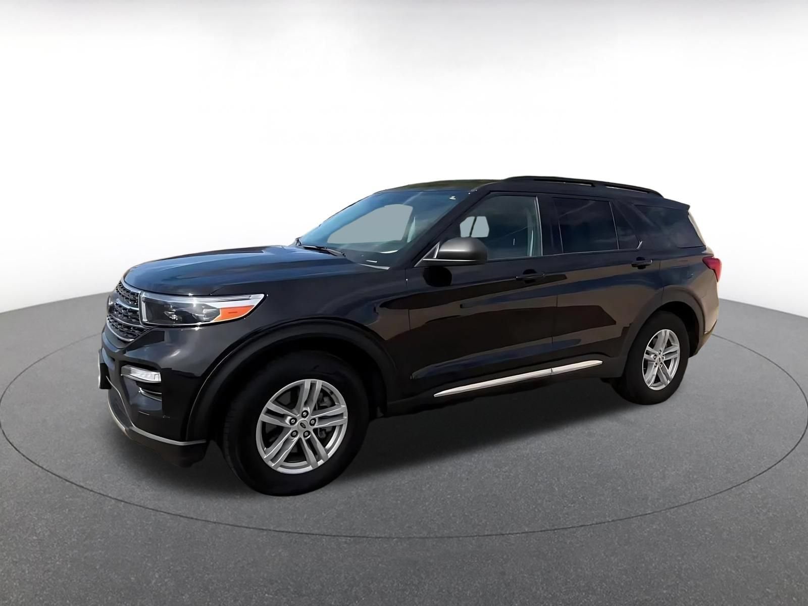 Thumbnail: 2024 Ford Explorer - 8