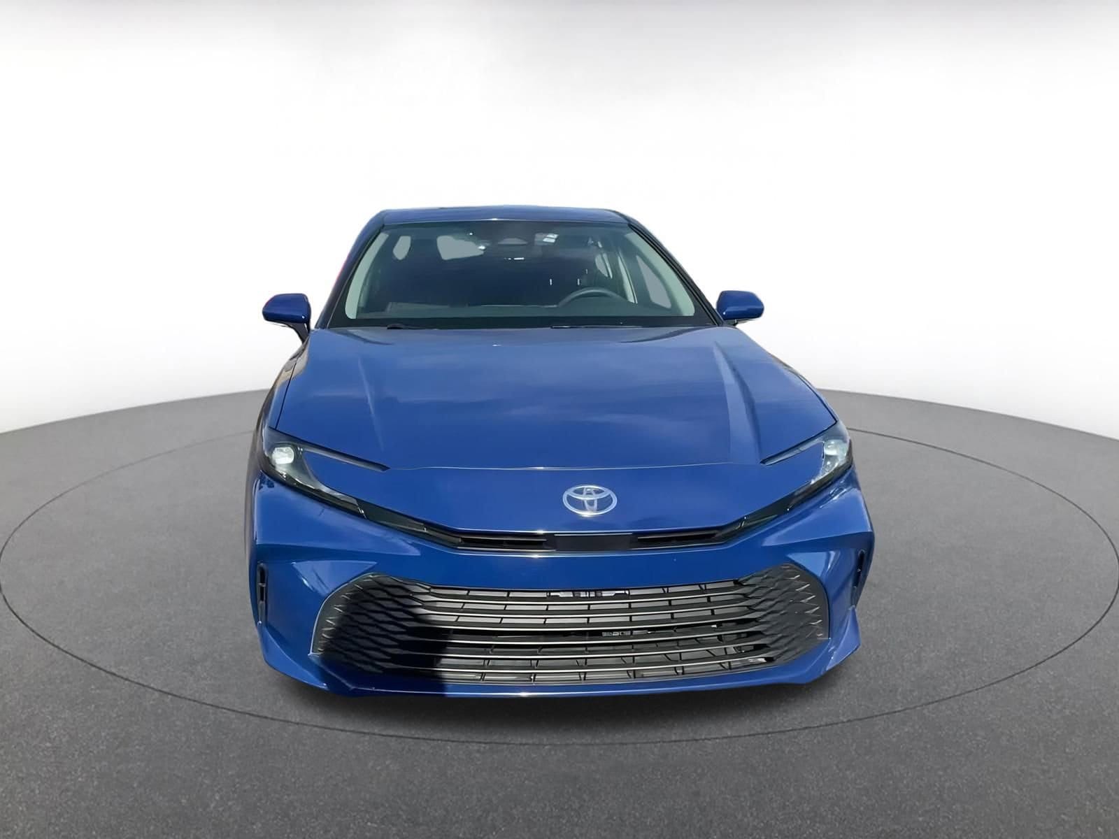 Thumbnail: 2025 Toyota Camry - 4