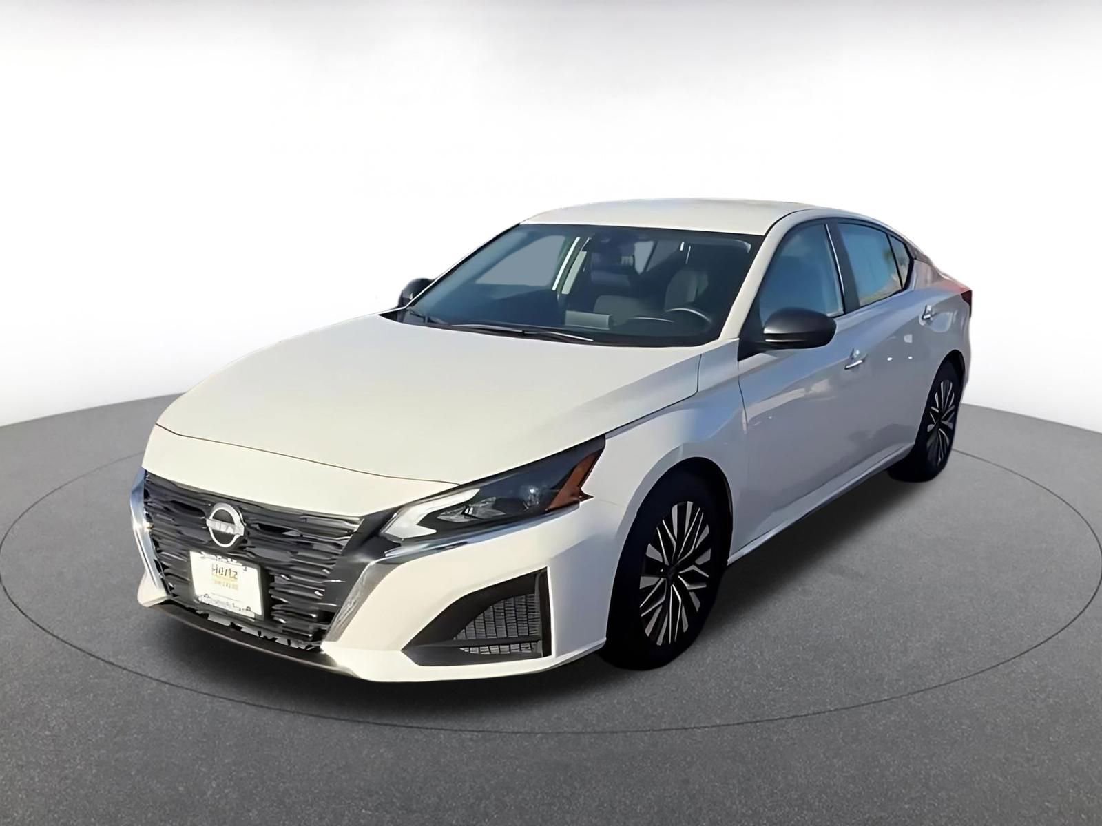 Thumbnail: 2025 Nissan Altima - 7