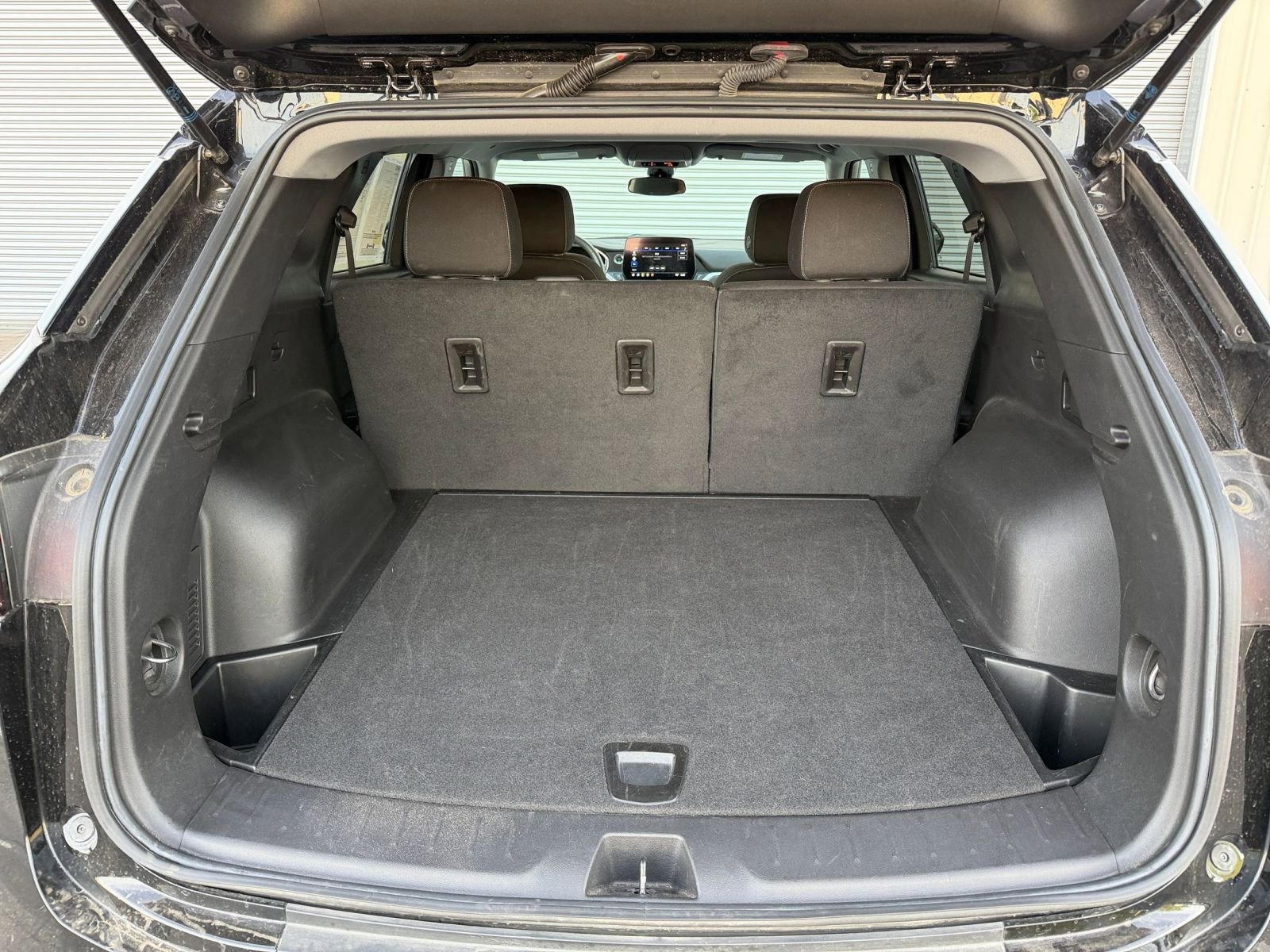 Thumbnail: 2025 Chevrolet Blazer - 32