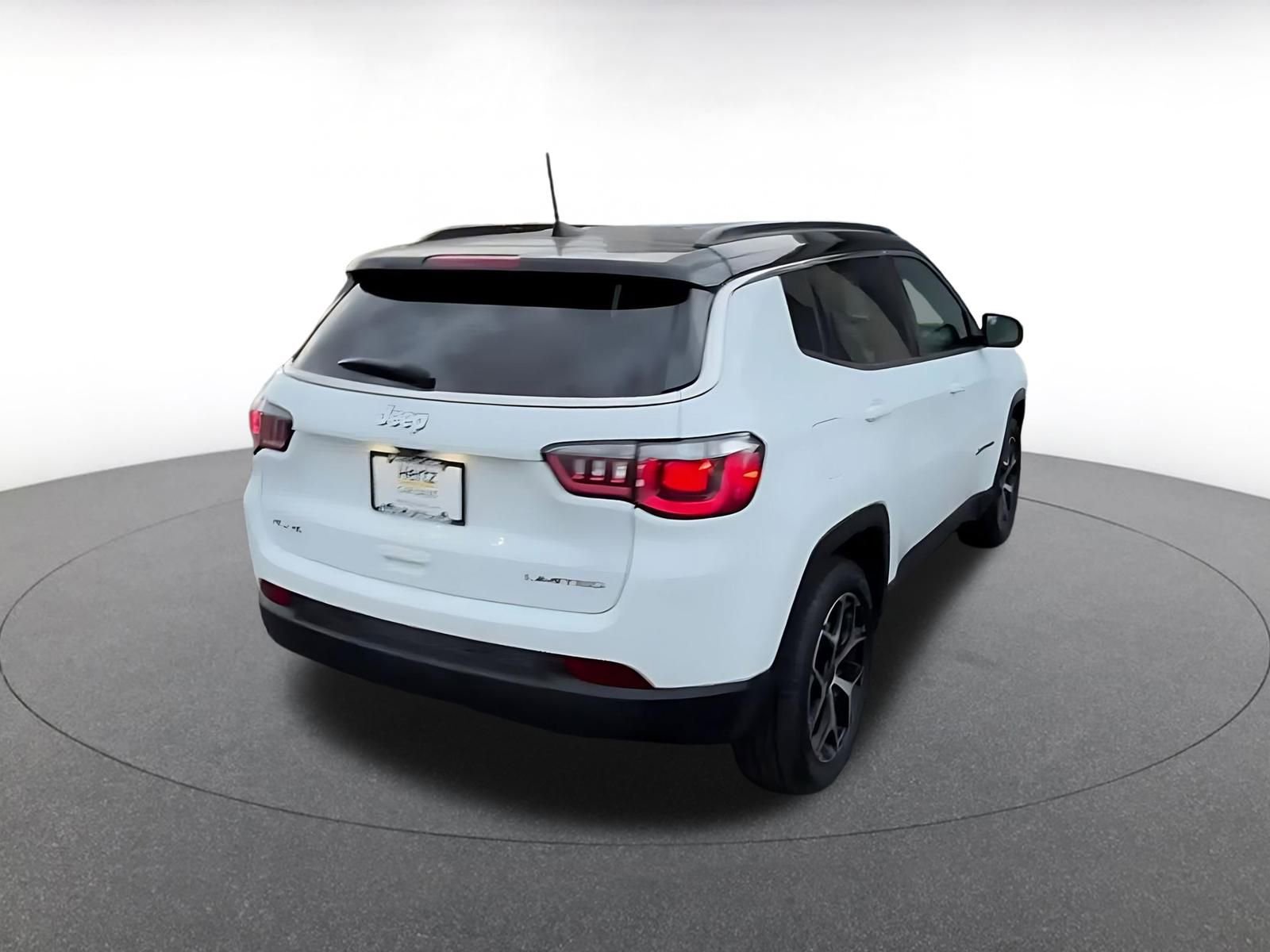 Thumbnail: 2025 Jeep Compass - 14