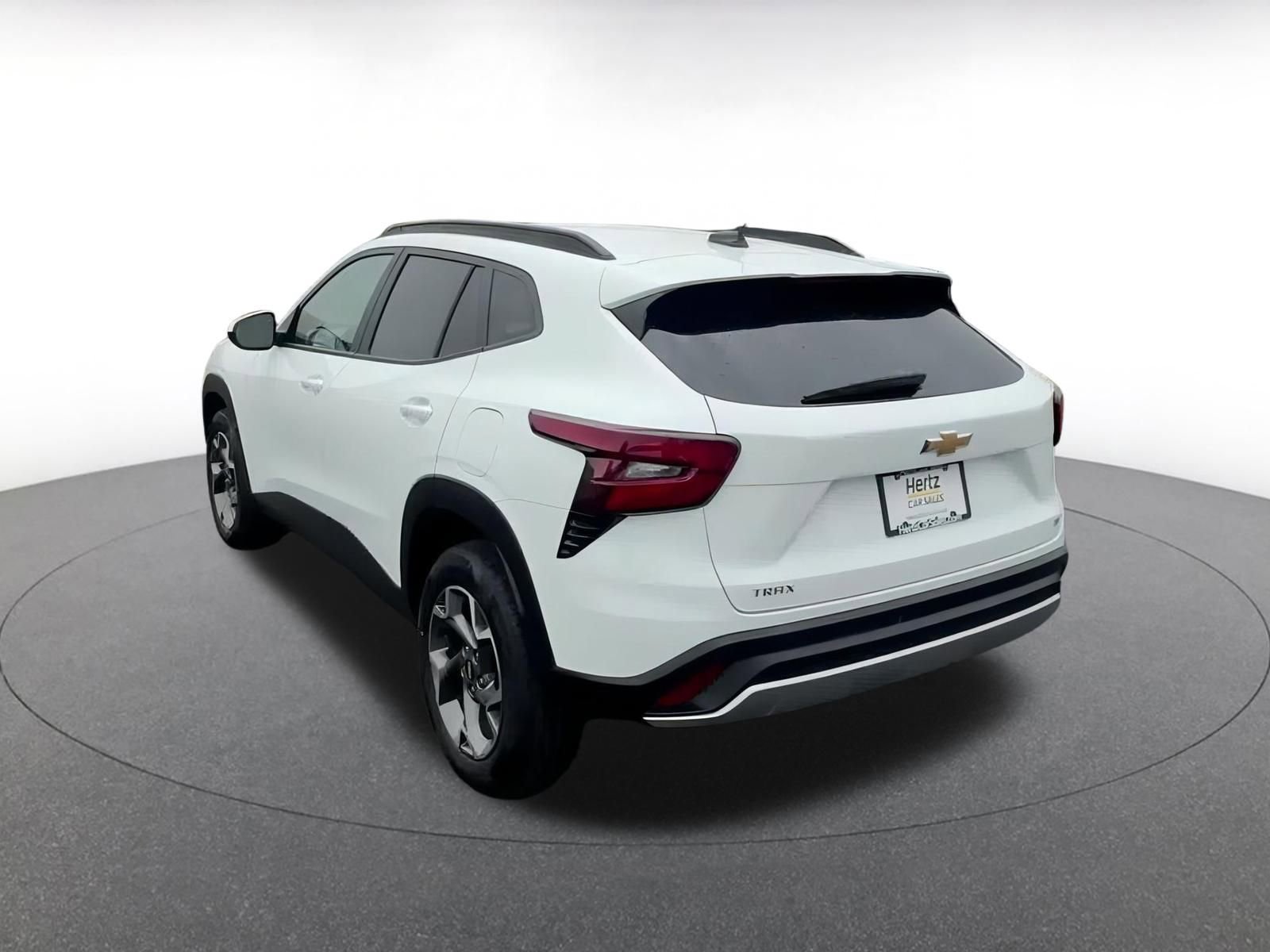 Thumbnail: 2025 Chevrolet Trax - 10