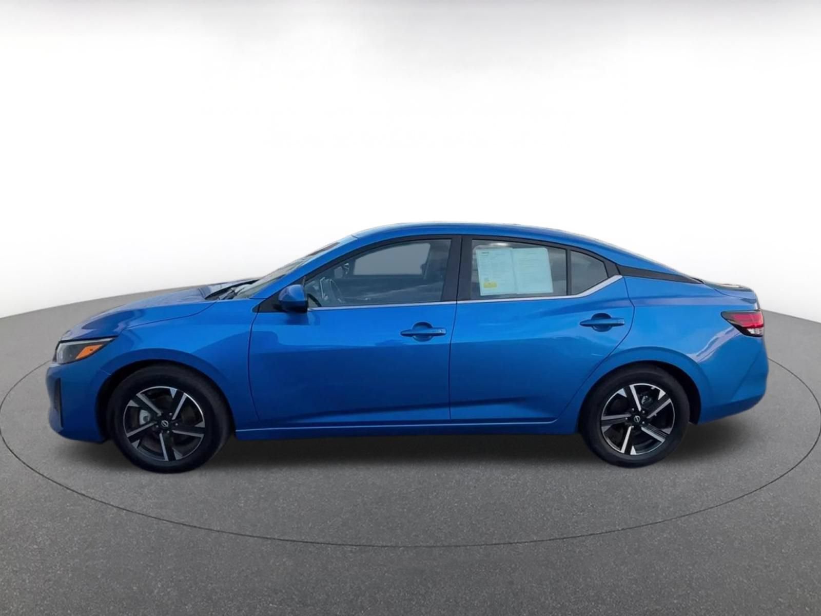 Thumbnail: 2025 Nissan Sentra - 8