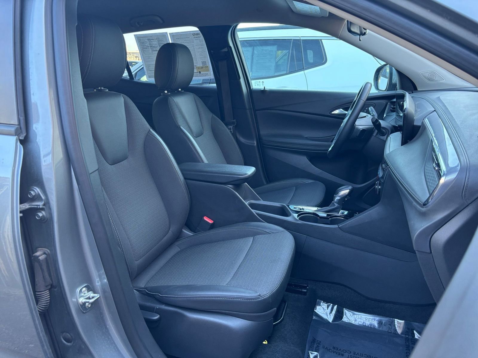 Thumbnail: 2025 Buick Encore GX - 35