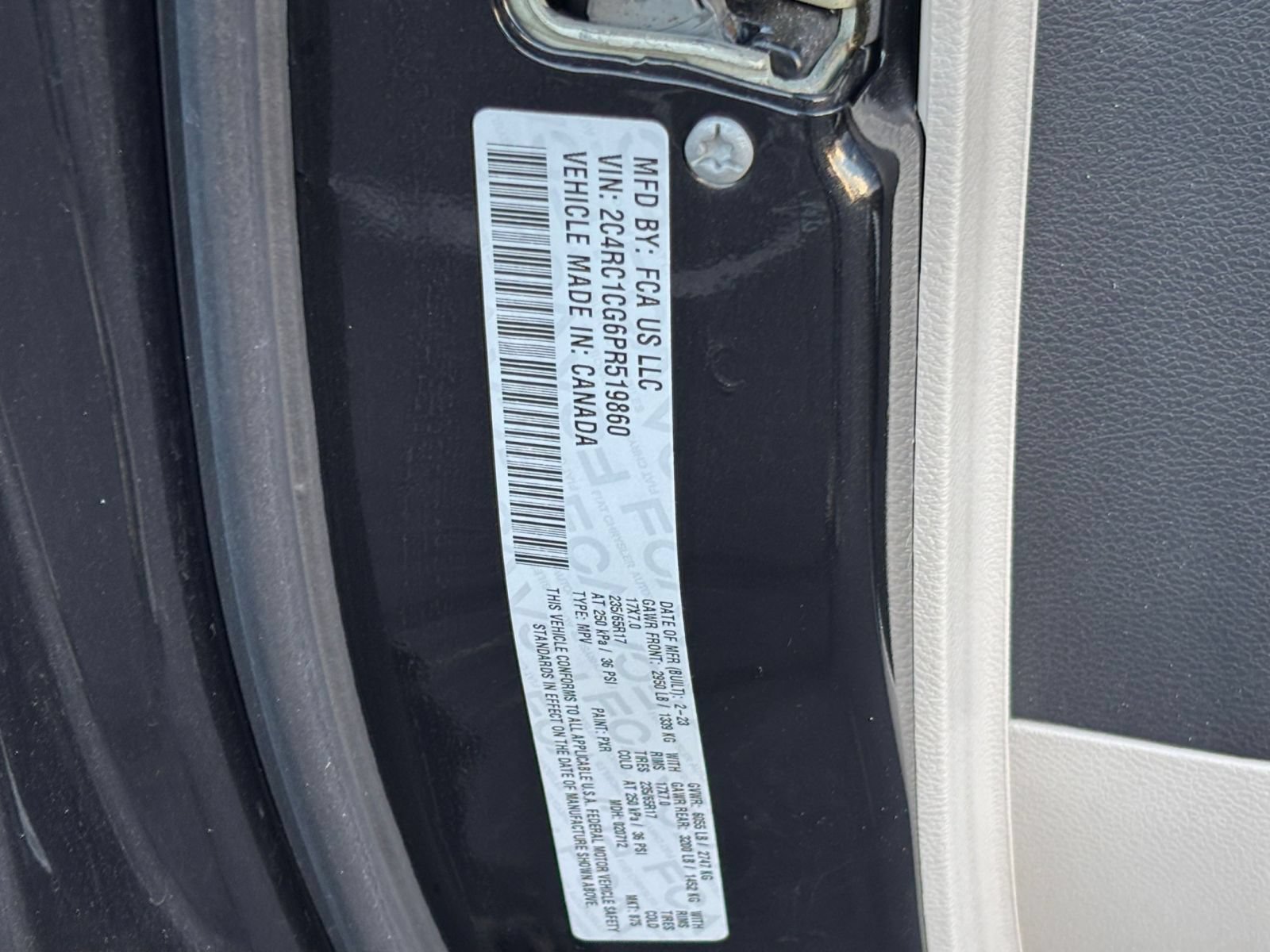 Thumbnail: 2023 Chrysler Voyager - 31