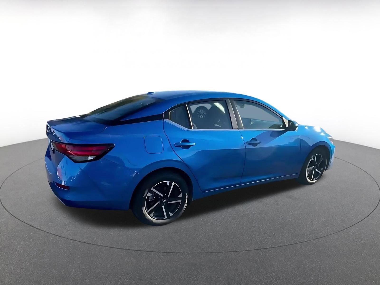 Thumbnail: 2025 Nissan Sentra - 15