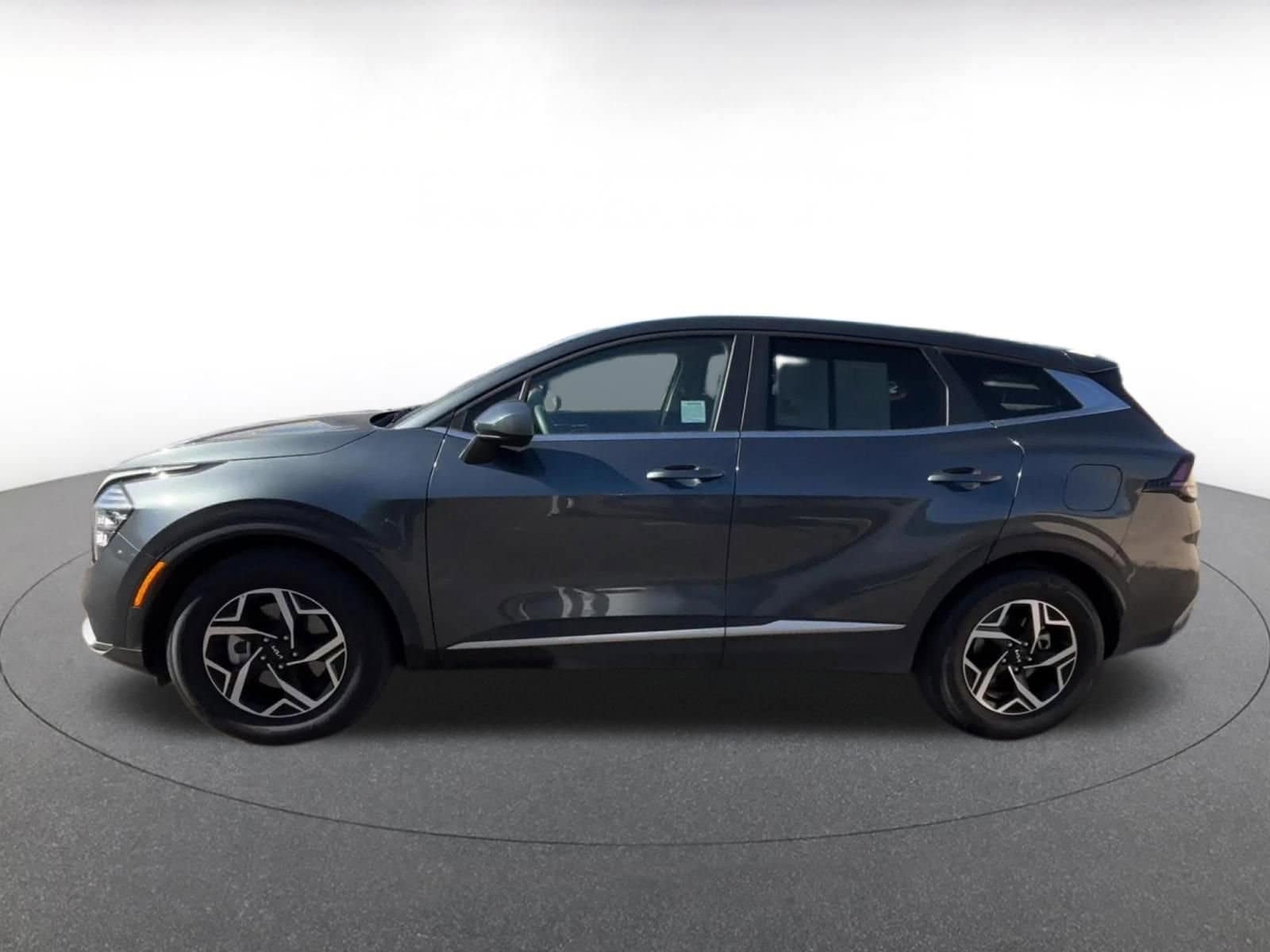 Thumbnail: 2025 Kia Sportage - 9