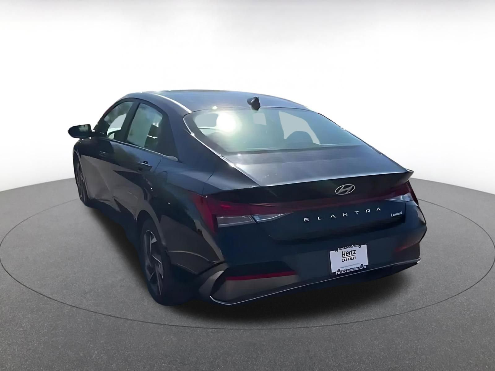 Thumbnail: 2025 Hyundai Elantra - 11
