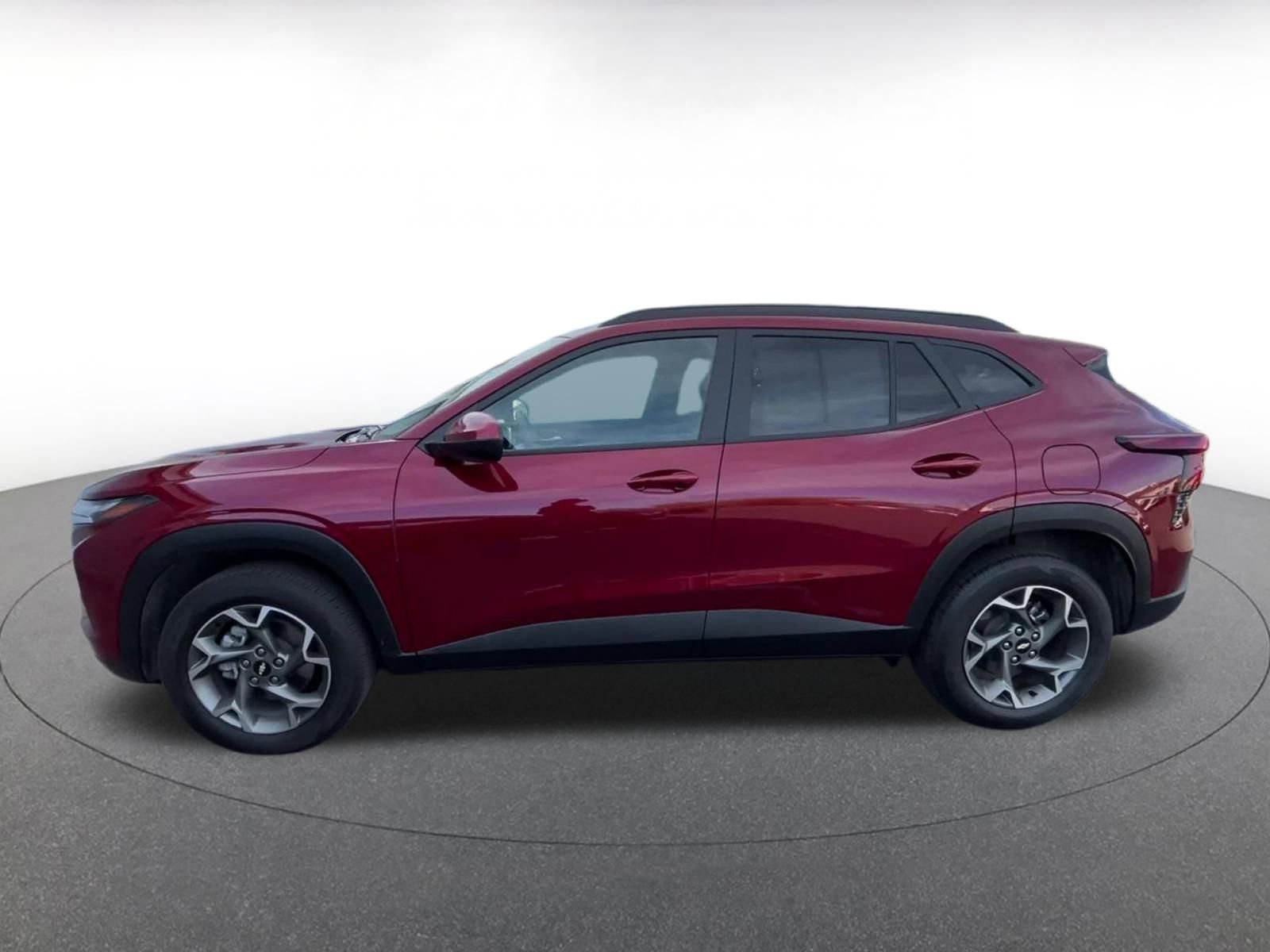Thumbnail: 2025 Chevrolet Trax - 9