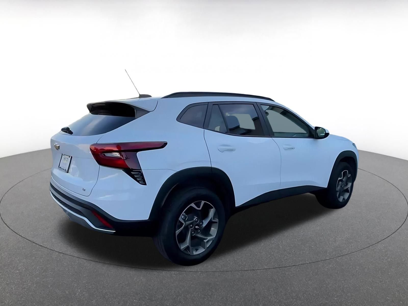 Thumbnail: 2025 Chevrolet Trax - 15