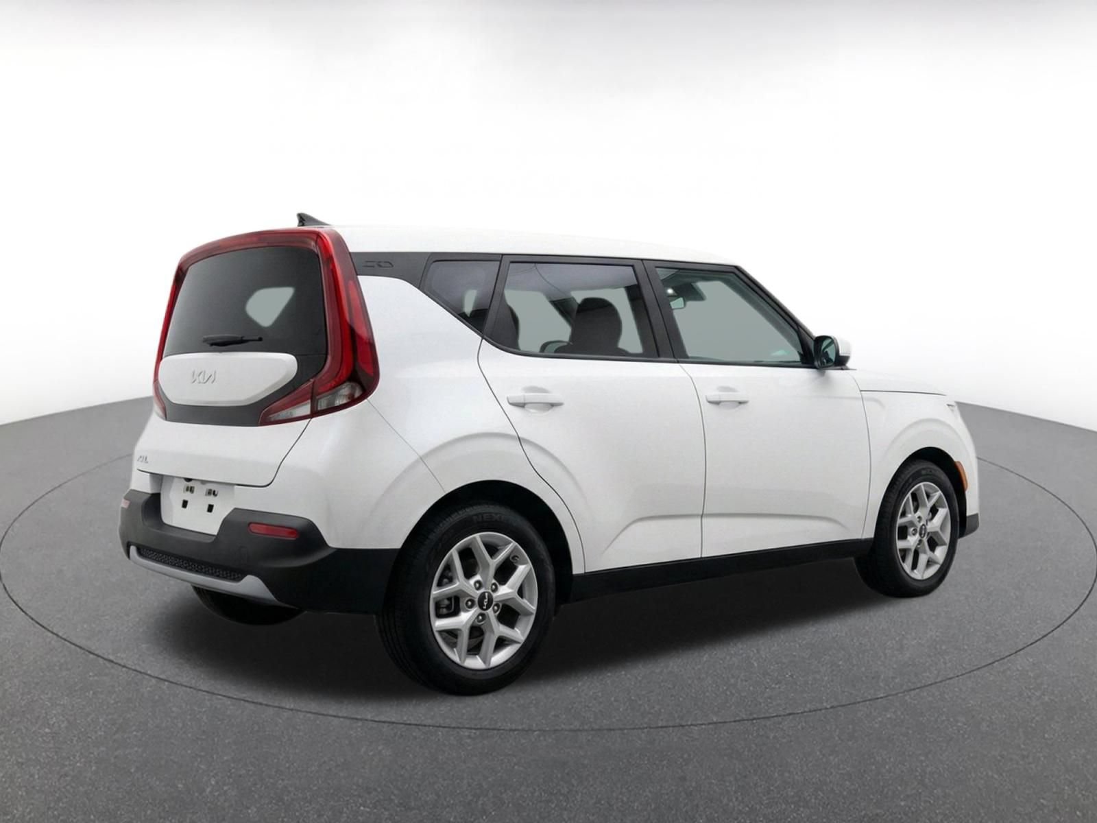Thumbnail: 2025 Kia Soul - 9