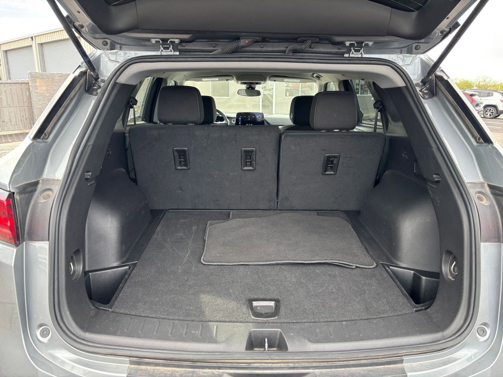 Thumbnail: 2025 Chevrolet Blazer - 31