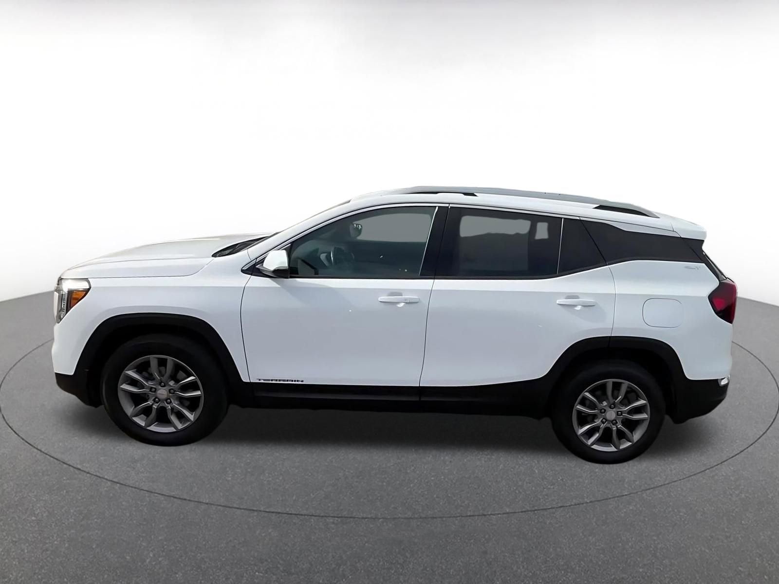 Thumbnail: 2024 GMC Terrain - 9