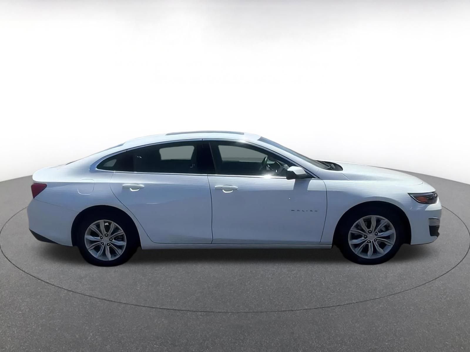 Thumbnail: 2024 Chevrolet Malibu - 16