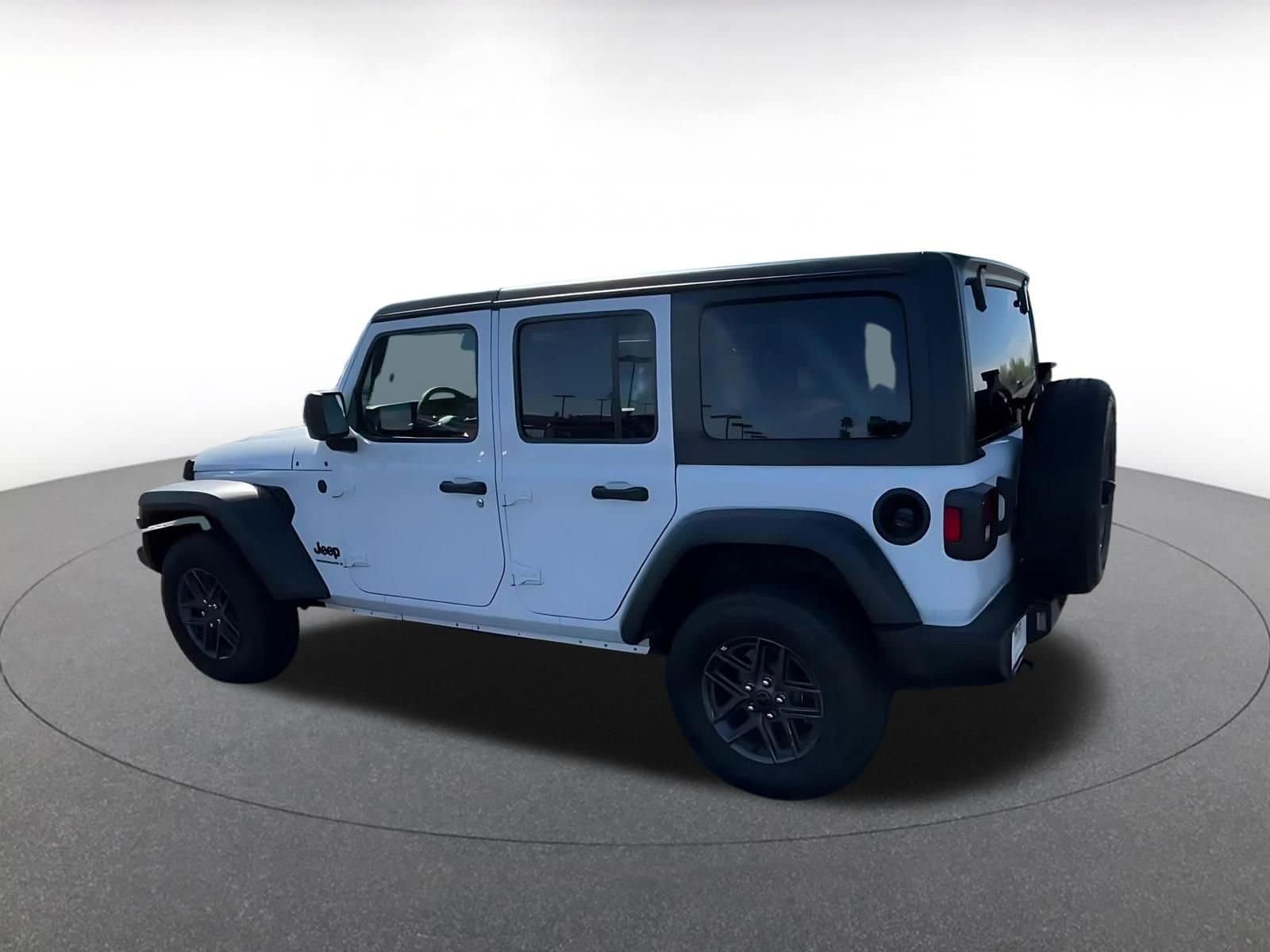 Thumbnail: 2025 Jeep Wrangler - 9