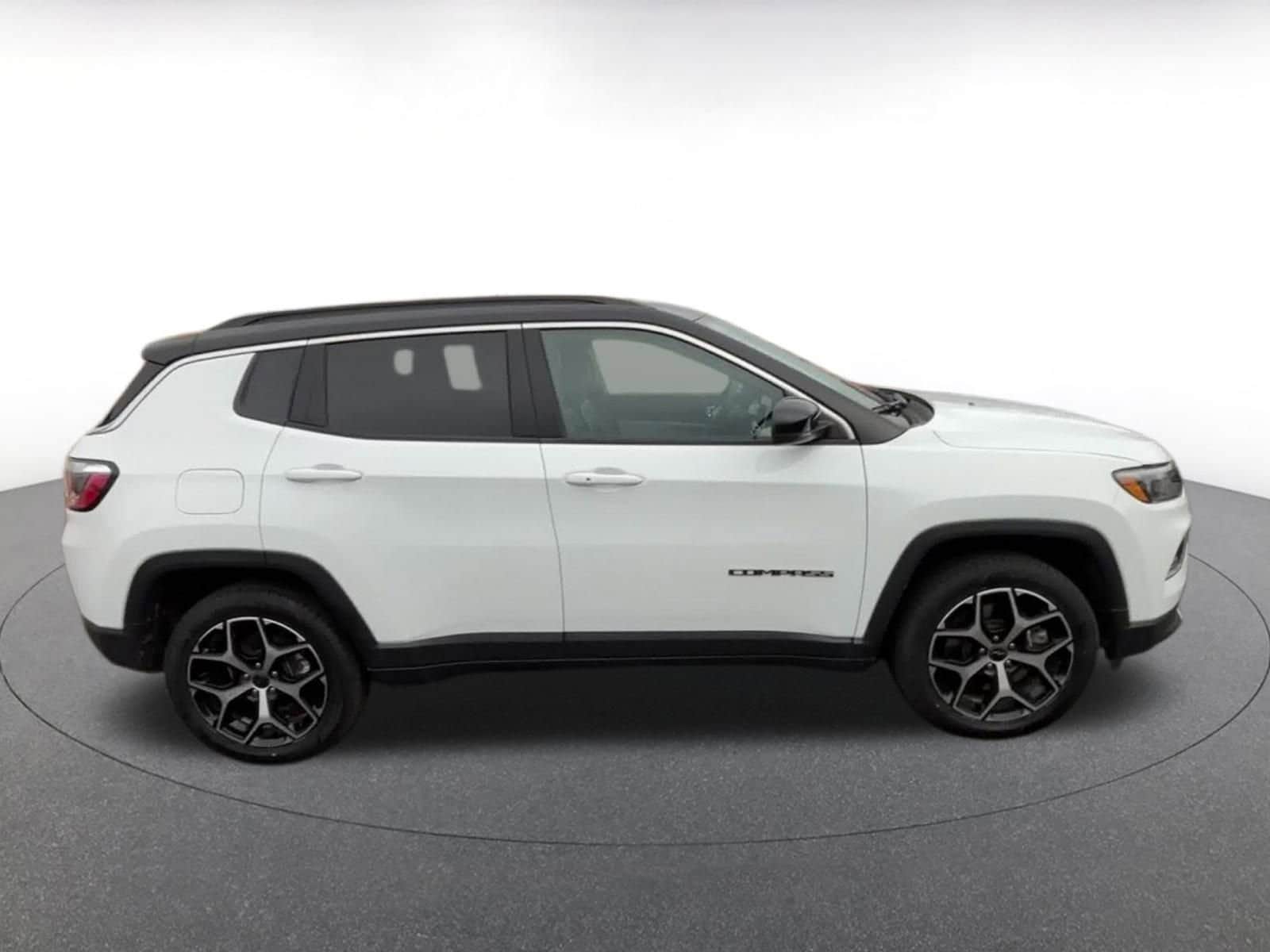Thumbnail: 2025 Jeep Compass - 16