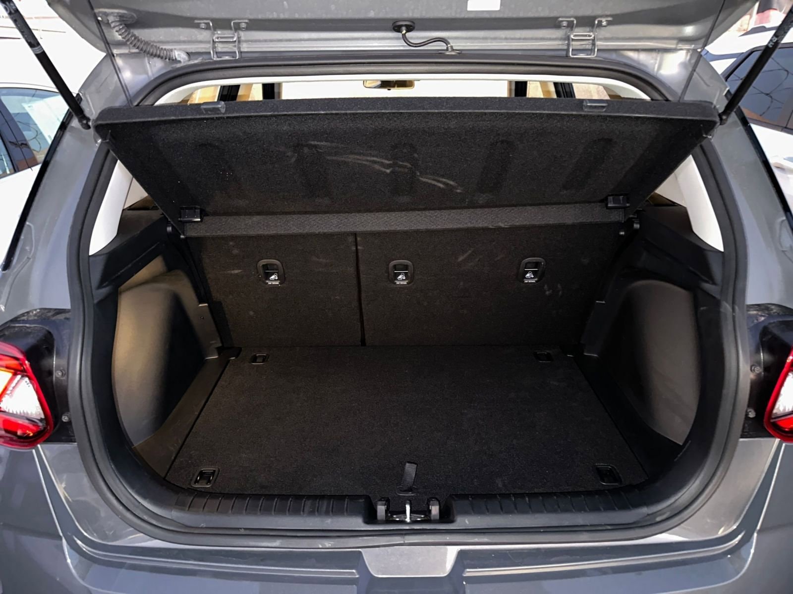 Thumbnail: 2025 Hyundai Venue - 30