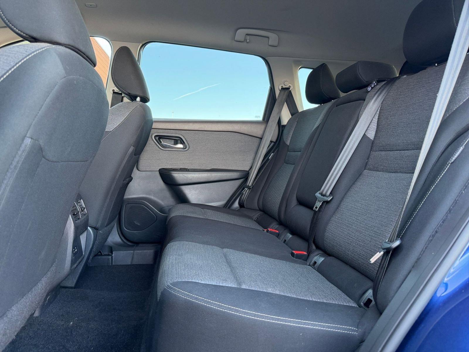 Thumbnail: 2023 Nissan Rogue - 27