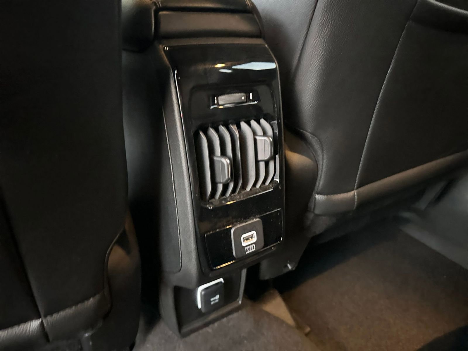 Thumbnail: 2025 Jeep Compass - 24