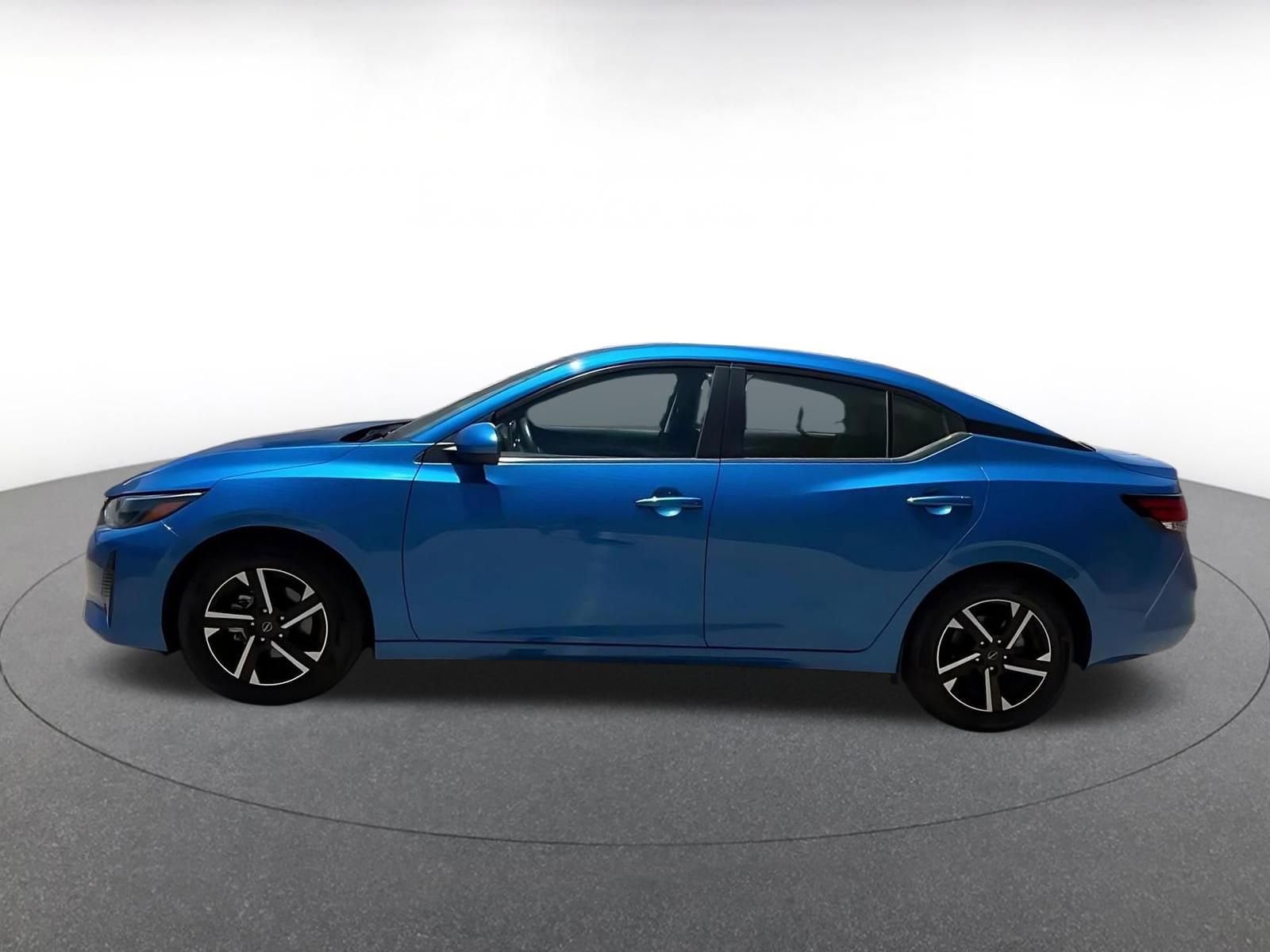 Thumbnail: 2025 Nissan Sentra - 9