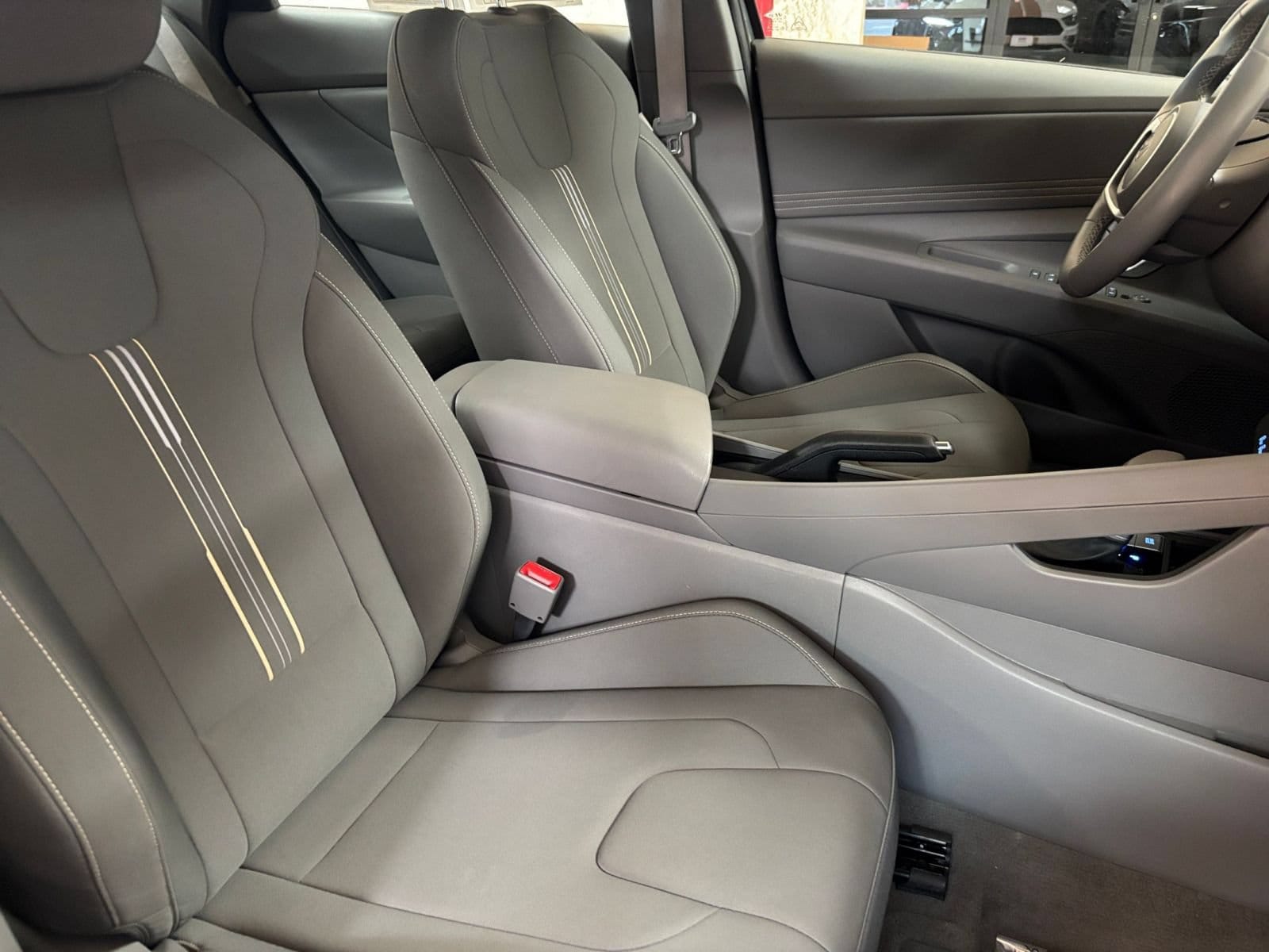 Thumbnail: 2026 Hyundai Elantra - 34