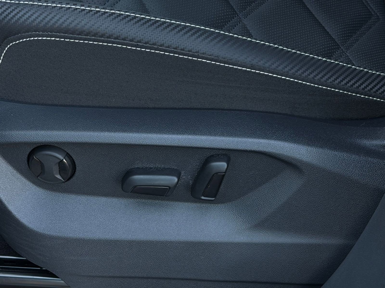 Thumbnail: 2025 Volkswagen Atlas - 24