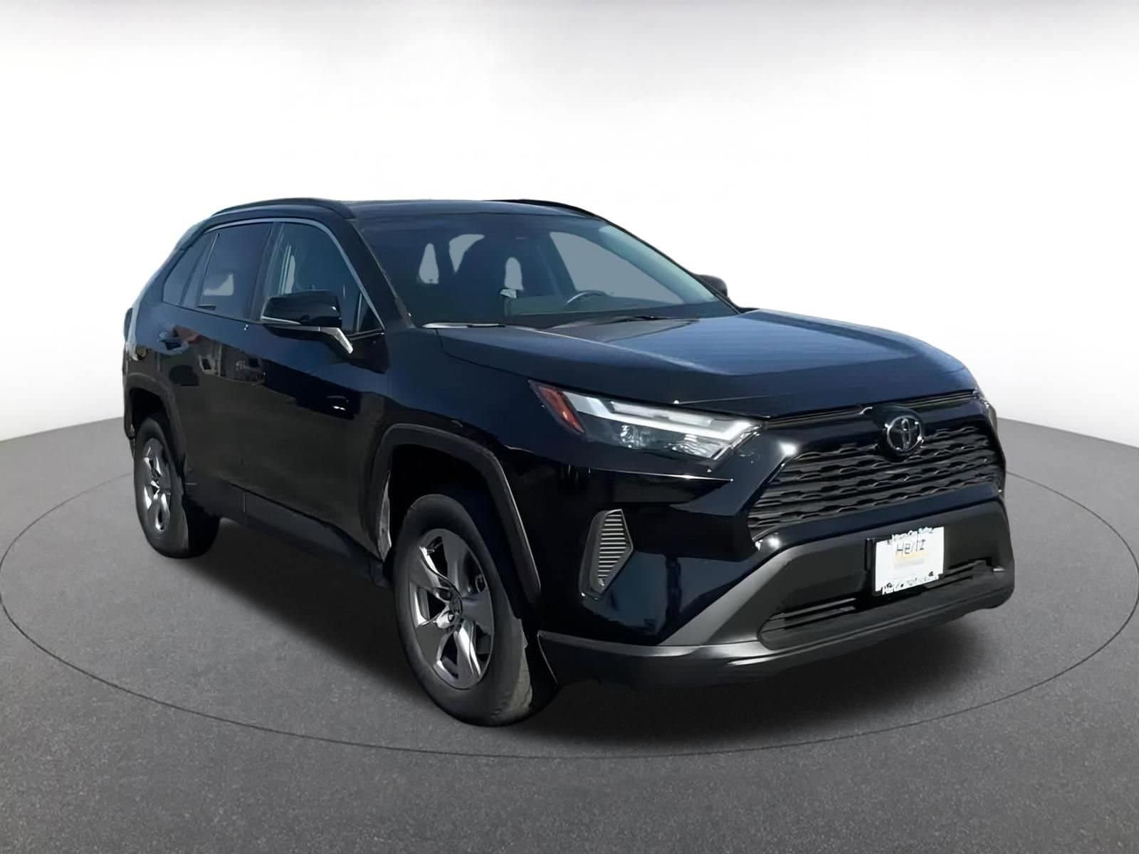 Thumbnail: 2025 Toyota RAV4 - 3